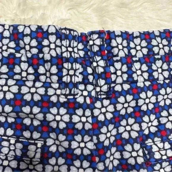 GAP The City Shorts Khaki Floral White /  Blue / Red Size 6 - Picture 15 of 16